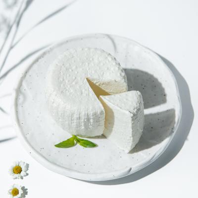 Фермерский сыр Лактик из коровьего молока